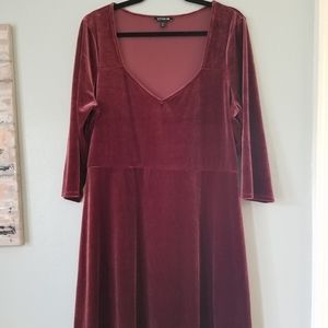 Velvet Express 3/4 sleeve dress